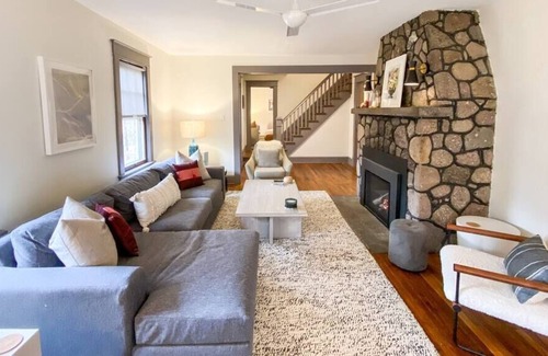 Allaben House | Evergreen Terrace - Cozy in the Catskills