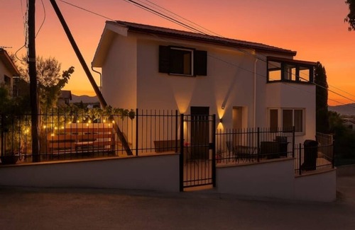 Palermo Apartment | Every comfort, sports corner and bbq-Maestral