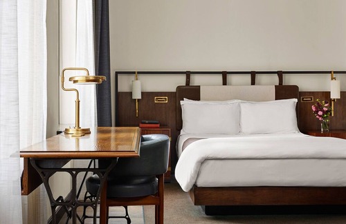 Midtown Hotel | Everything NY has to offer at Your Arms Reach! 4 Amazing Units, Bakery