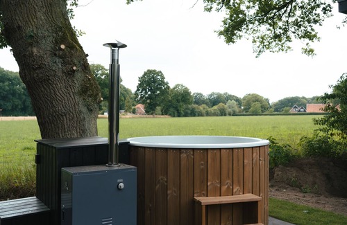 Zuna Cabin | Everything you need in 1 wellness cottage. Beautiful place, lovely cottage, wellness and a baby room en suite.