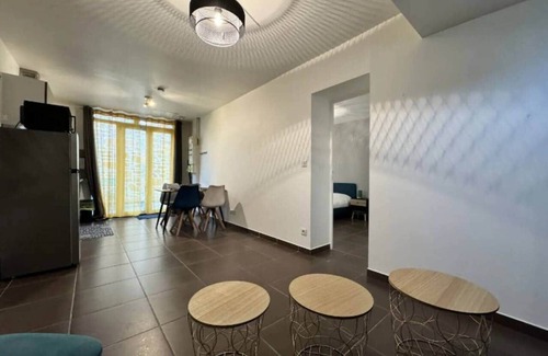 Le Mans House | Evian 04, T2 40m2 quiet, terrace, free parking