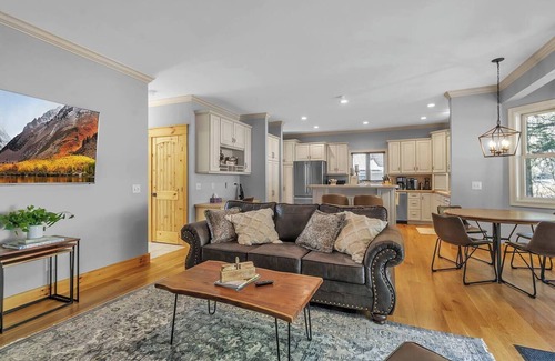 Ellicottville Ski Chalet | EVL Chalet 1/2 mile to Village