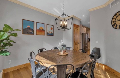 Ellicottville Ski Chalet | EVL Chalet 1/2 mile to Village