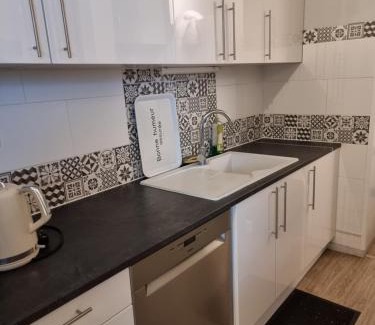 Center House | Evry Room - Only for Women