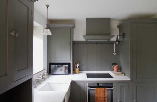 Ampney Crucis House | Ewen House - Cotswolds Cottage on Award Winning Lower Mill Estate & Spa