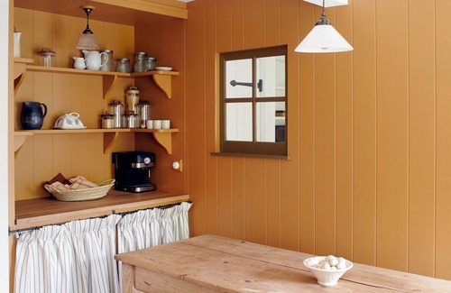 Ampney Crucis House | Ewen House - Cotswolds Cottage on Award Winning Lower Mill Estate & Spa