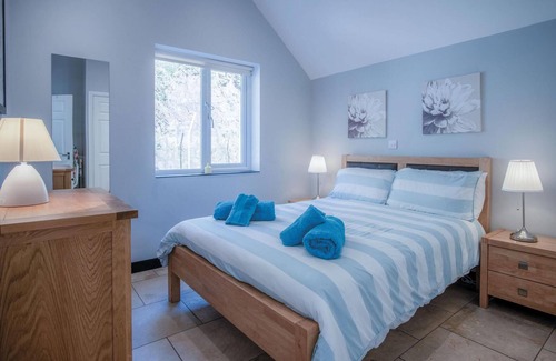 Pendine Apartment | Ewyn Y Don - 2 Bedroom Apartment - Pendine