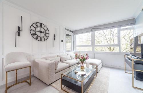 Newington Apartment | Excellent 3-Bed Flat In Elephant & Castle