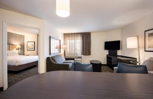 Gwinnett Place Resort | Excellent Choice! Spacious Unit with Full Kitchen, Pet-friendly Property