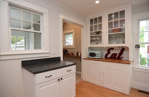 Saratoga Springs House | Excellent Location - a Walk to the Track or Broadway