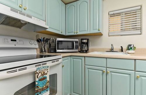 Rockaway Beach Condo | Excellent Location, *Pet Friendly*, 2 Blocks From Beach, Small Kitchen, WiFi, Fire-Pit, Unit 2
