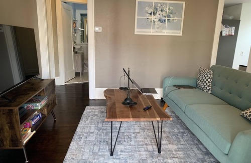Lair Hill House | Excellent location! Close to OHSU, river and downtown