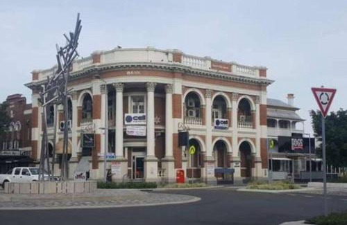 Mackay Hotel | Excellent Location - Modern Hotel Room in Mackay