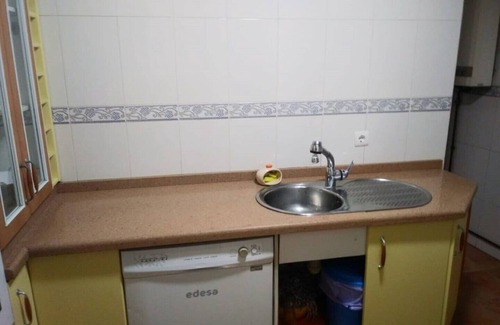 Huelva Condo | Excellent location, next to Plaza la Merced 4 bedrooms