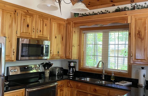 Fish Creek House | Excellent Location/Pine Cone Guest House/Close to downtown Fish Creek