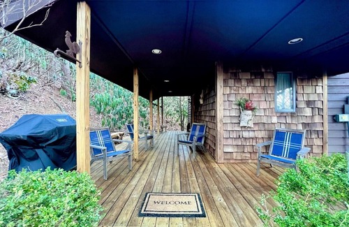 Boone Cottage | Excellent location to Boone, Blowing Rock and Blue Ridge Parkway!