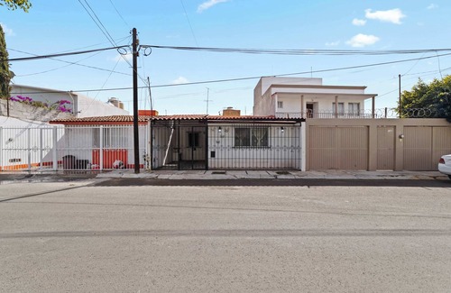 zona dos extendida House | Excellent Location, Family-Friendly, 3 Bedrooms | Querétaro