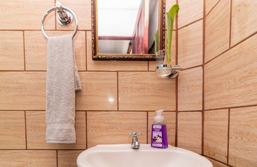 Cocles Cabin | Excellent option for long stays. Safe and economic private room