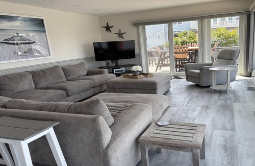 Ship Bottom House | Excellent views from this Ship Bottom single family home