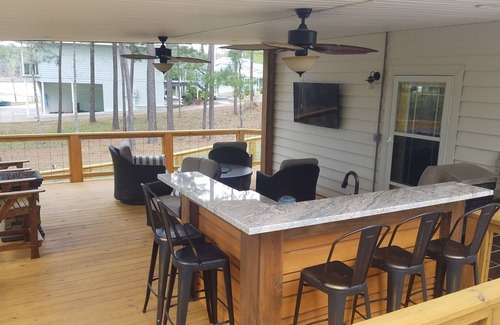 Brookeland House | Excellent water views with water access to a sandy beach.