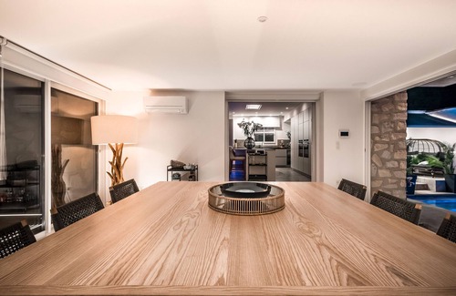 Saint-Mandrier-sur-Mer Villa | Exceptional Villa – Les Pieds dans l’Eau in Saint-Mandrier-sur-Mer