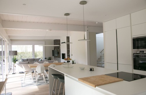 Menthon-Saint-Bernard Villa | Exceptional luxury villa with heated pool, 200 m from the lake.