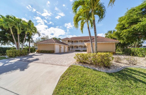 Punta Gorda Condo | 🥇 Exceptional 3bd condo with private enclosed lanai (CH1065)