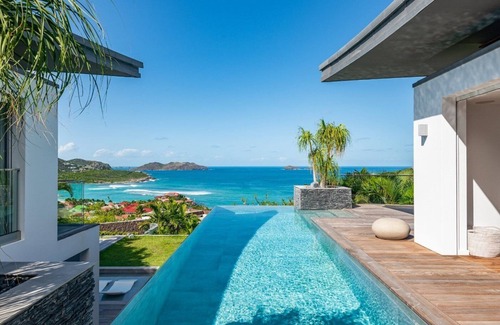 Morne de Depoudre Villa | Exceptional 4 BDRM Villa w Fitness and Cinema