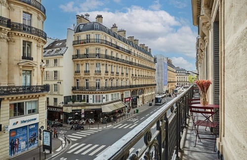 Gaillon Apartment | Exceptional 4 bedrooms Apartment Opera Vendome