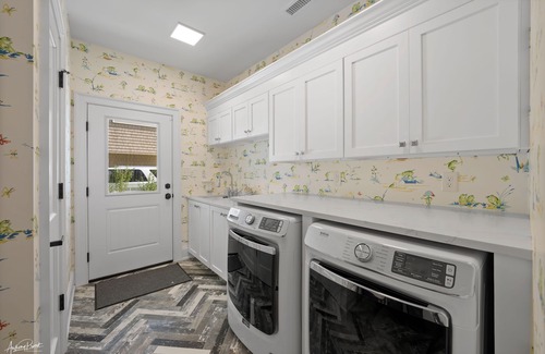 Stone Harbor House | Exceptional 6 bed/6 bath stunner just steps away from the beach