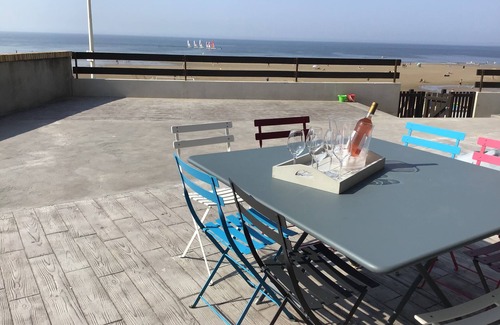 Blonville-sur-Mer Apartment | Exceptional apartment, direct beach access, sleeps 10