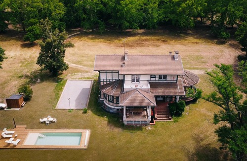 Linxe House | Exceptional Basque-Landes house 2 steps from the ocean 6 Bedrooms 12 sleeps