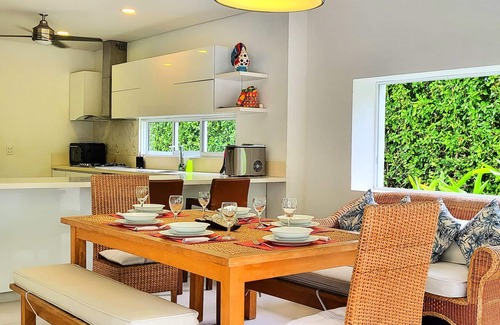 Girardot House | Exceptional Casa Finca El Peñón pool Wifi TV