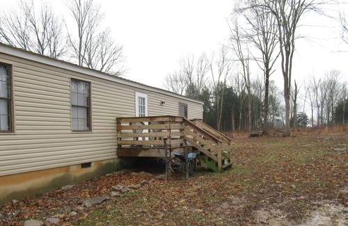 Unionville House | Exceptional find! Chapel Hill Tn. Private home on 8 private acres.