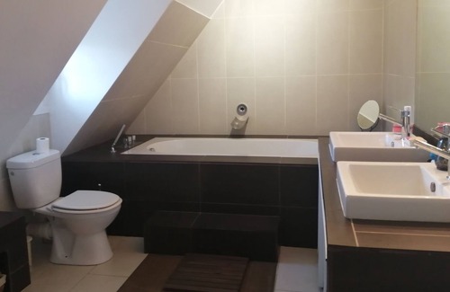 Hopital-Camfrout House | Exceptional setting for holiday home