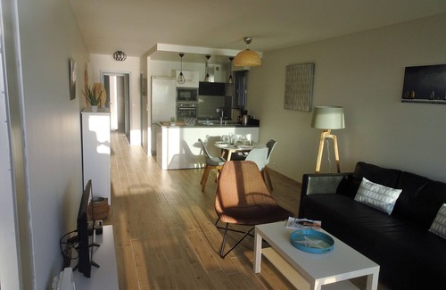 Saint-Malo Apartment | Exceptional sea view T2 - Direct beach access - Parking