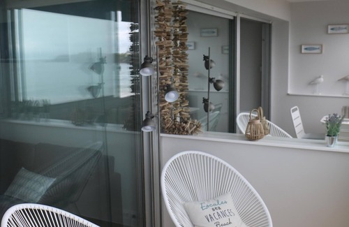 Saint-Malo Apartment | Exceptional sea view T2 - Direct beach access - Parking