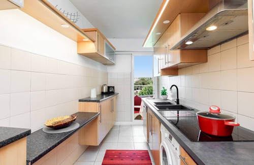 Cannes Old Town Apartment | Exceptional sea view - Near: Palais des Festivals, Croisette and town center