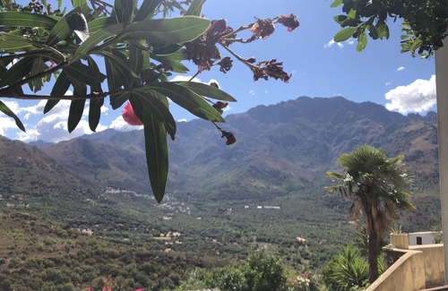 Lunghignano Apartment | Exceptional setting in a historic house in a Balagne village!