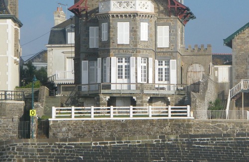 Parame Villa | EXCEPTIONAL SITUATION FULL SEA VIEW DIRECT beach access