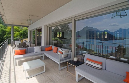 Talloires-Montmin Villa | EXCEPTIONAL VIEW OF LAKE and mountains, 20 minutes Annecy, 300 m from beach