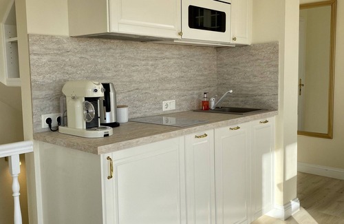 Rantum Apartment | Excl. 4 * - apartment in pffl. Thatched roof house & you. Watt view & 2 terraces