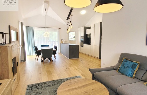 Tauplitz Apartment | Exclusive penthouse apartment Bergkristall with whirlpool, sauna and mountain vi