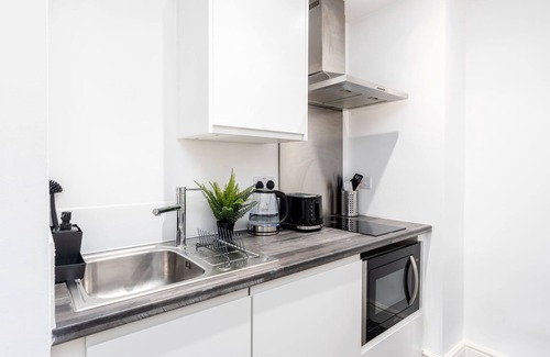 Sheffield City Centre Apartment | Exclusive One Bedroom Apartment - City Centre - Free Wi-Fi Netflix