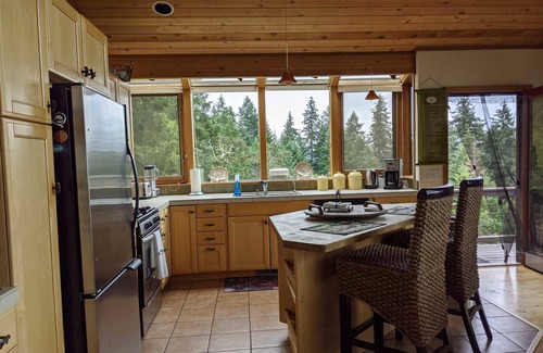 Friday Harbor House | Exclusive 10 acres atop Cady Mnt. View of Ocean & Vancouver Island