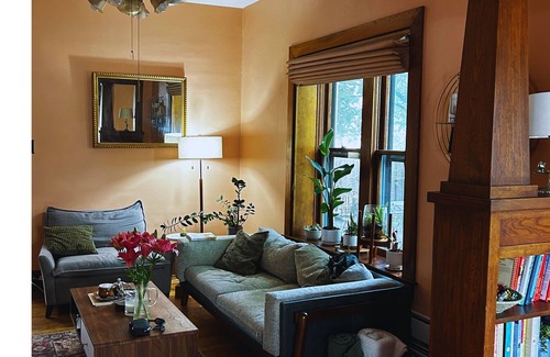 Whittier House | Exclusive 2 Bedroom retreat in Boulder, only 2 blocks from Pearl