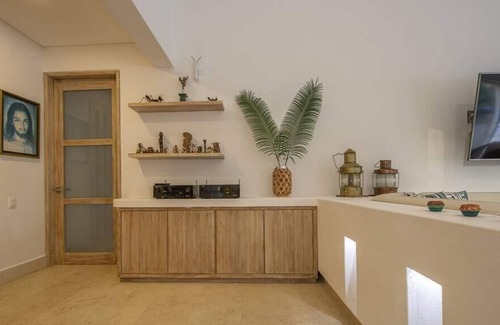 Cartagena Villa | Exclusive 5 Bedroom Mansion with Pool @ Zona Norte