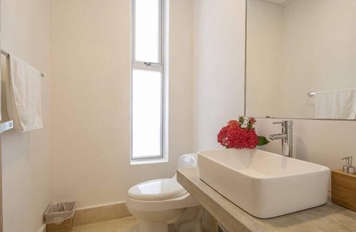 Cartagena Villa | Exclusive 5 Bedroom Mansion with Pool @ Zona Norte