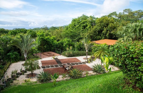 Coco Villa | Exclusive 8-BR Ocean-View Villa for Groups & Weddings – With Custom Meal Plans