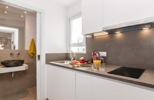 Portocolom House | EXCLUSIVE APARTMENT IN THE OLD TOWN OF PORTOCOLOM, SUMMER OFFERS
